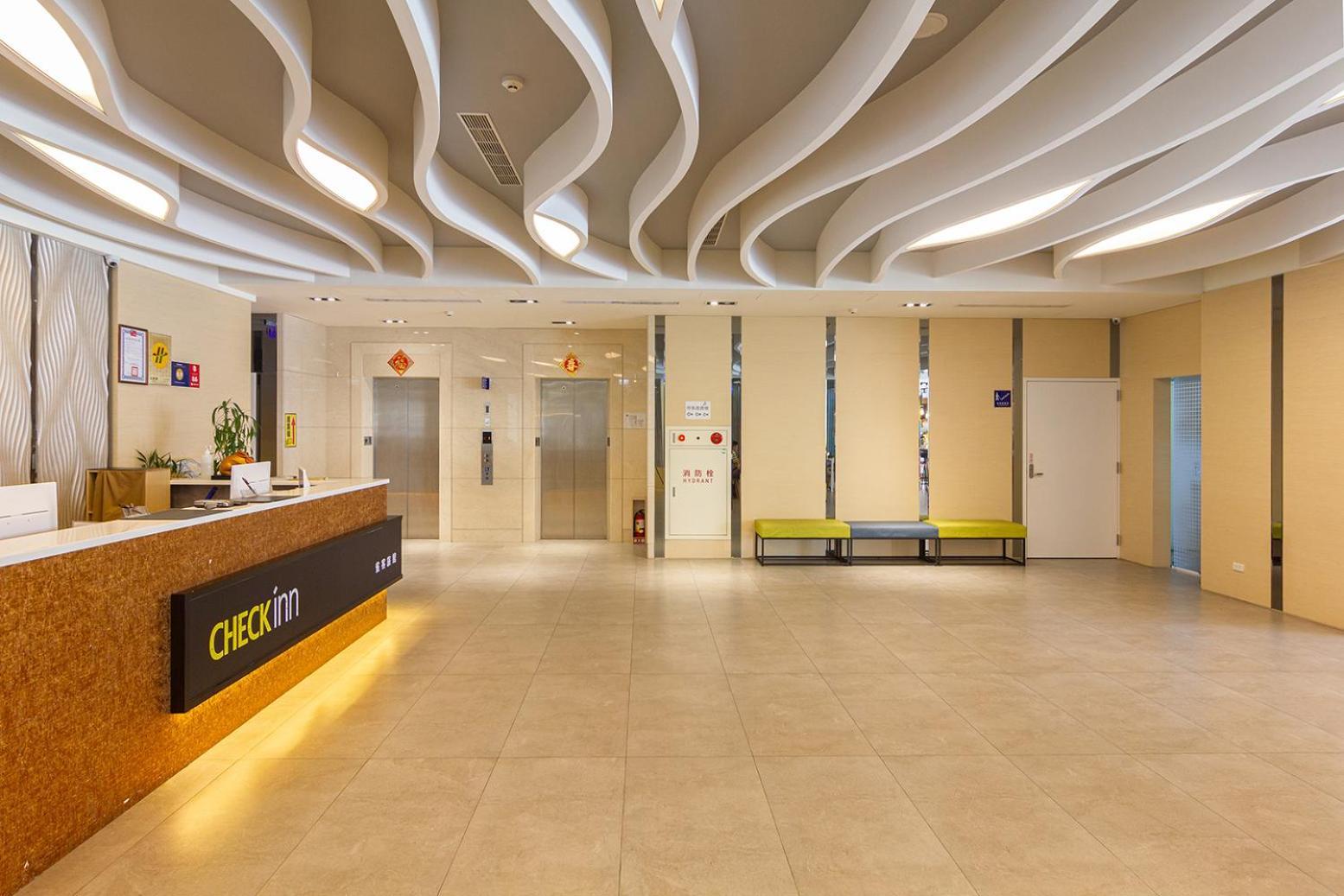 Check Inn New Taipei Luzhou Exterior foto